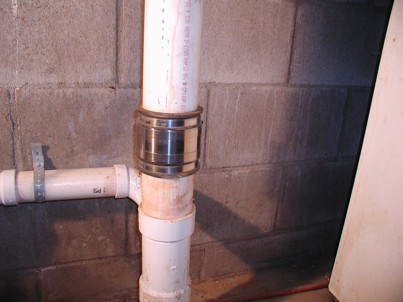 Wally&Sue Fixing cast iron plumbing