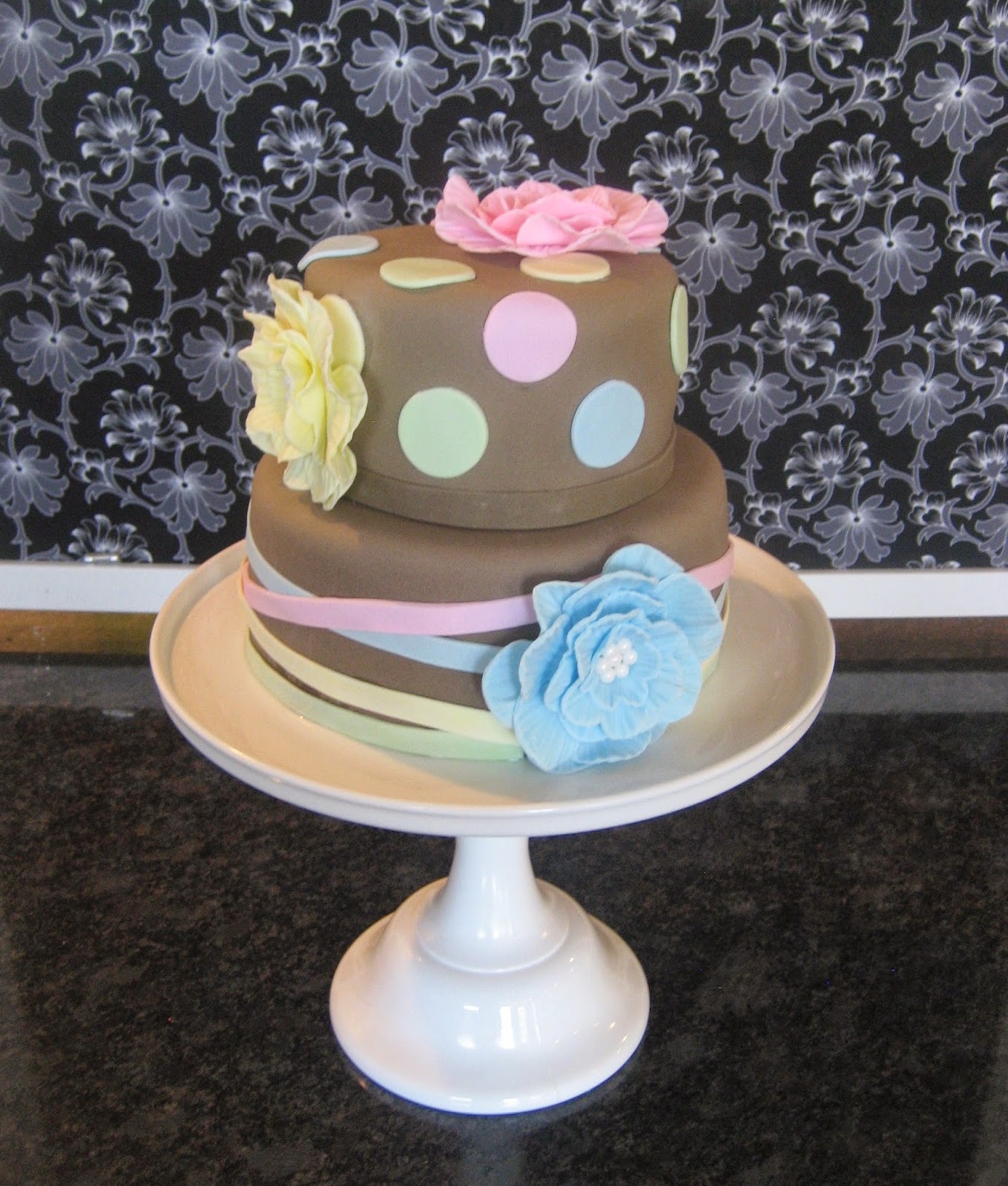 Devanys Designs Gender Neutral Baby Shower Cake