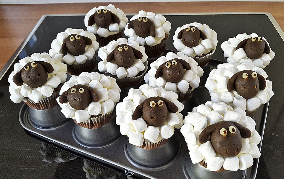 Backen Kochen & Genießen Cupcake Schafe mit Marshmallow Frosting