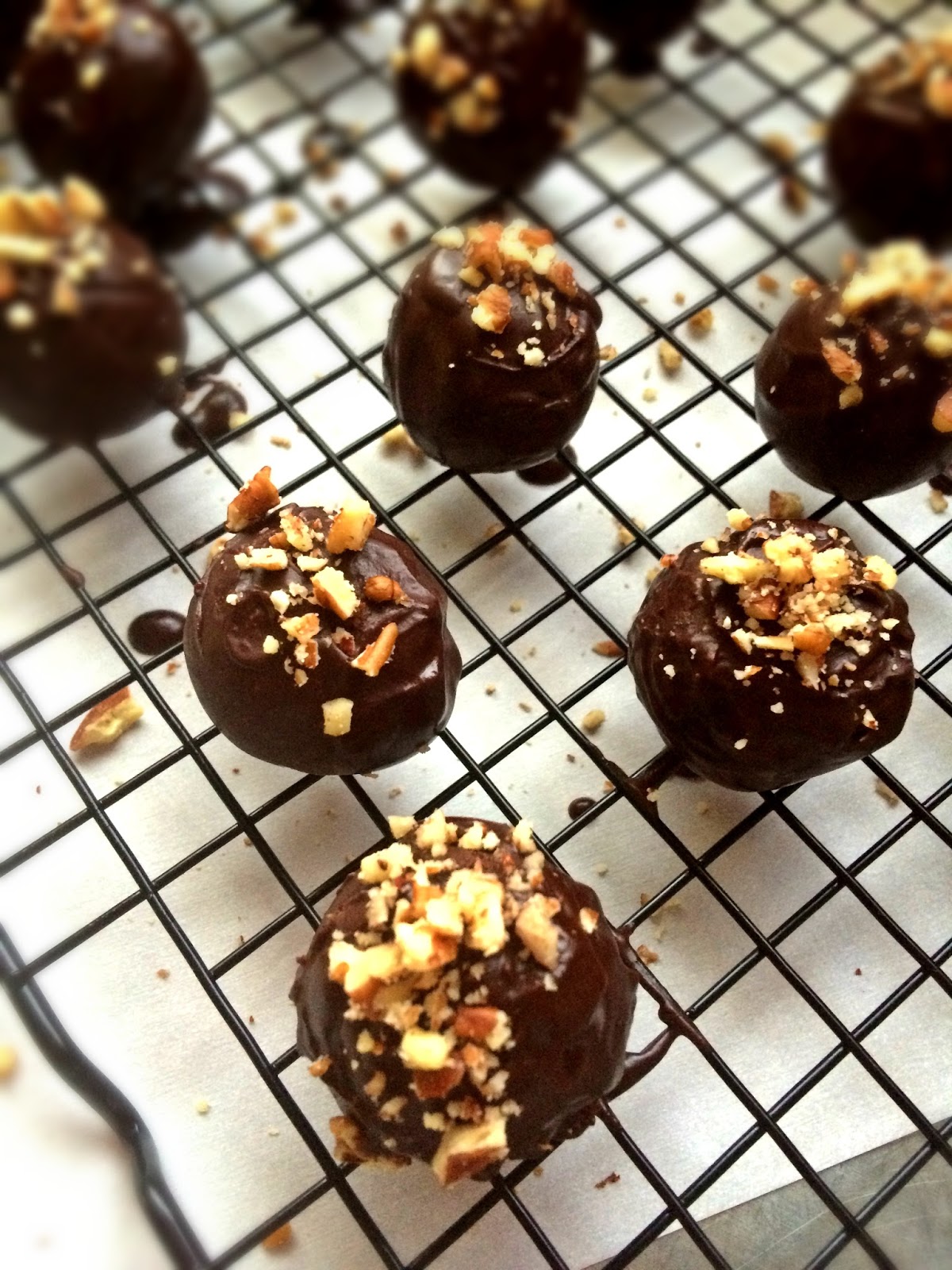 Passionately Raw! Healthy Festive Raw Chocolates