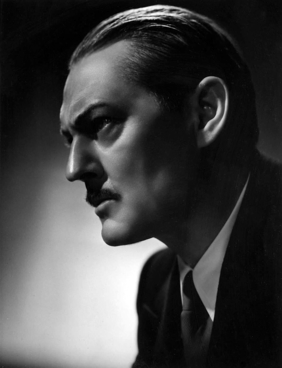 Time Machine to the Twenties: Lionel Barrymore tells it like it is
