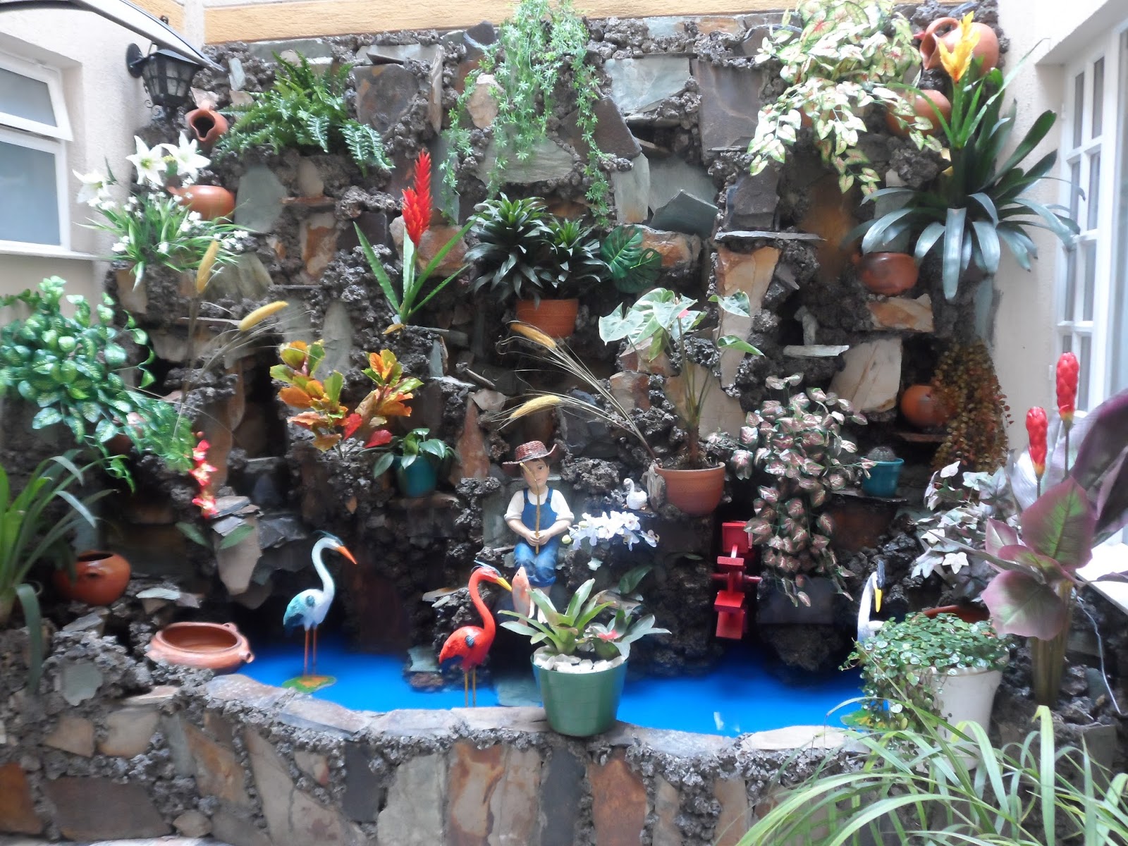 CHIMENEAS Y CASCADAS