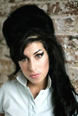 Ouvir Like Smoke - Amy Winehouse
