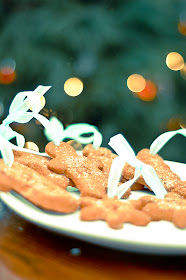 it's just Laine: Homemade Ornaments and Yummy Treat