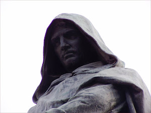 GIORDANO BRUNO EN CAMPO DE'FIORI