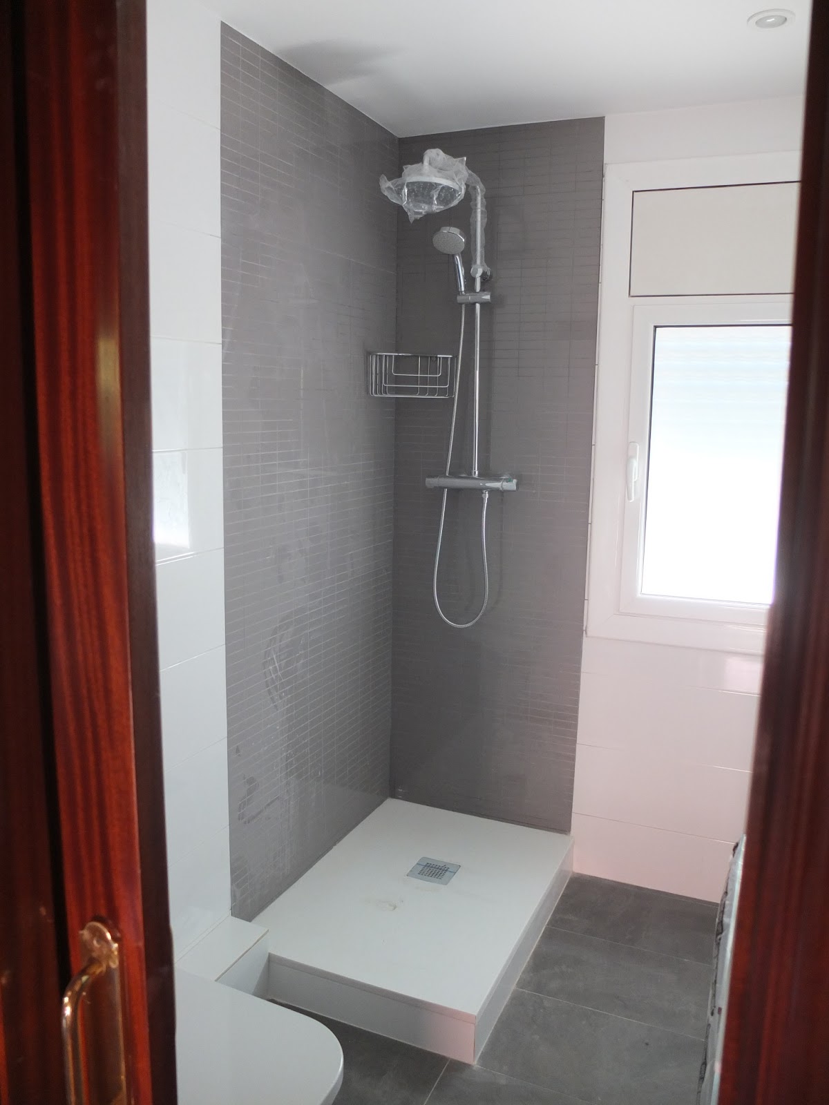 OPEMHO SL: REFORMA DE BAÑO Y BAÑERA POR PLATO DE DUCHA