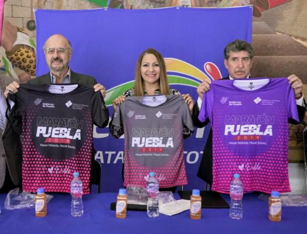 Presentan Maratón Internacional de Puebla 2019 en la CODEME