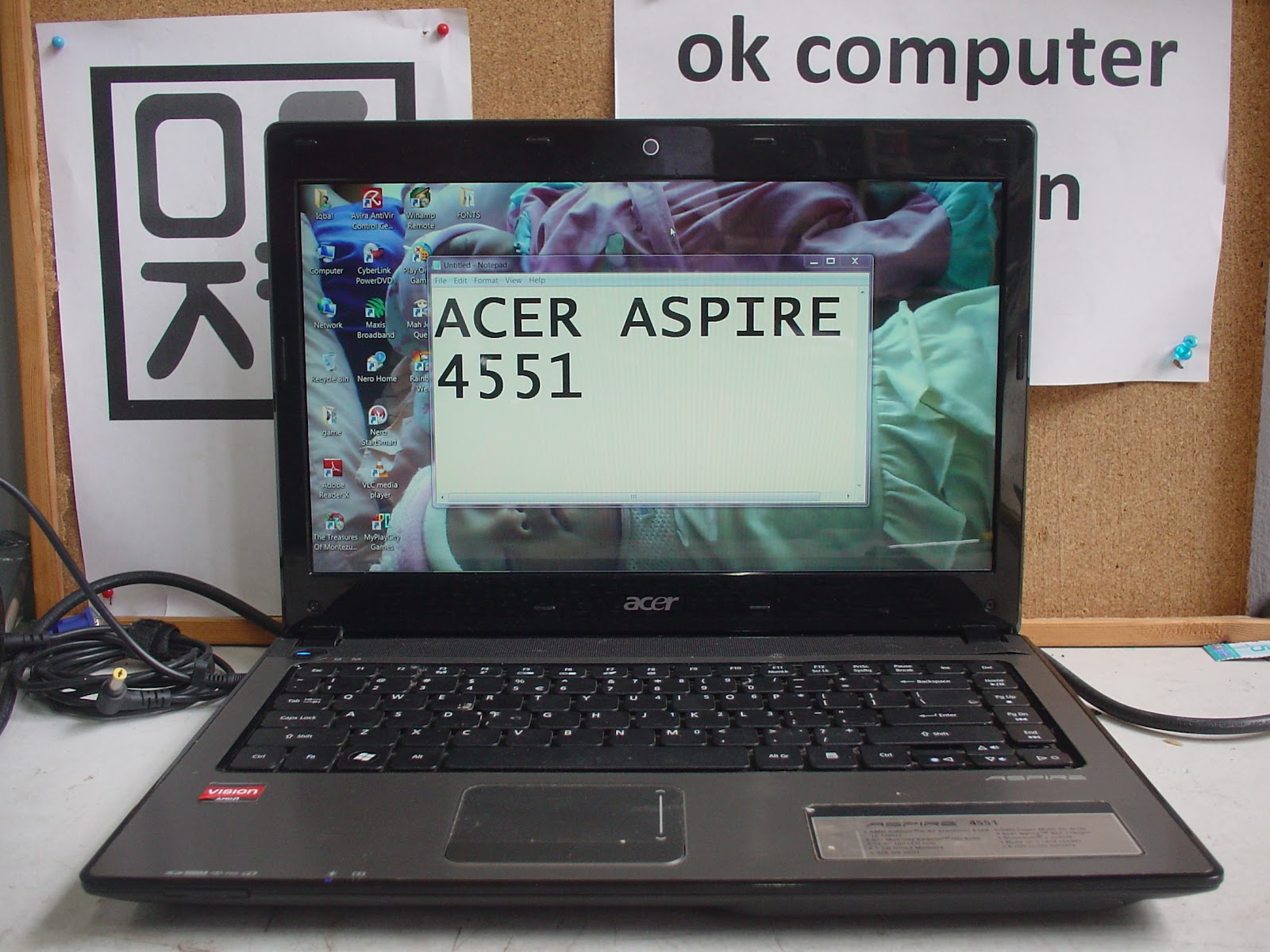 Repair Screen Laptop Acer Aspire 4551