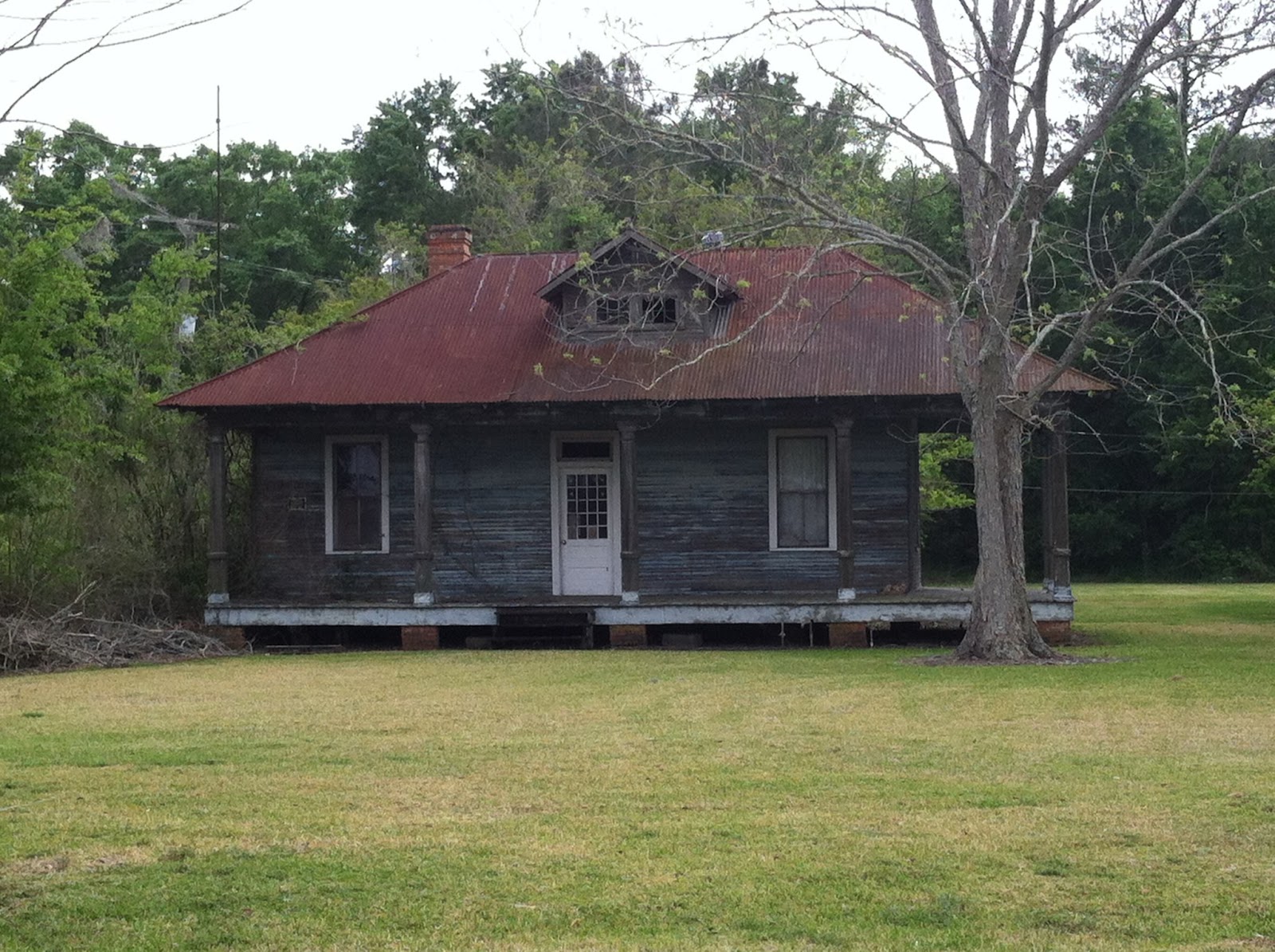 Along the Bayou Teche in Southern Louisiana