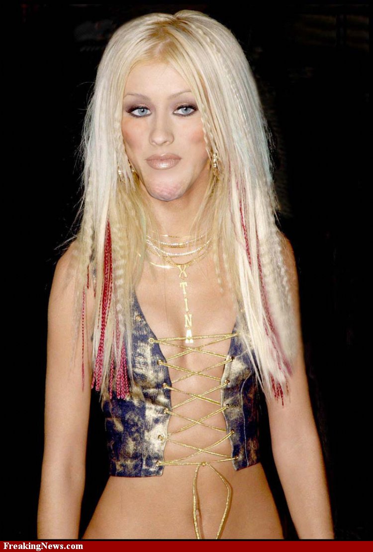 25. Christina Aguilera 25. Christina Aguilera