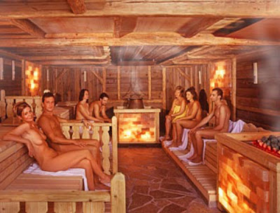 Naked Sauna | www.novelremaja.com