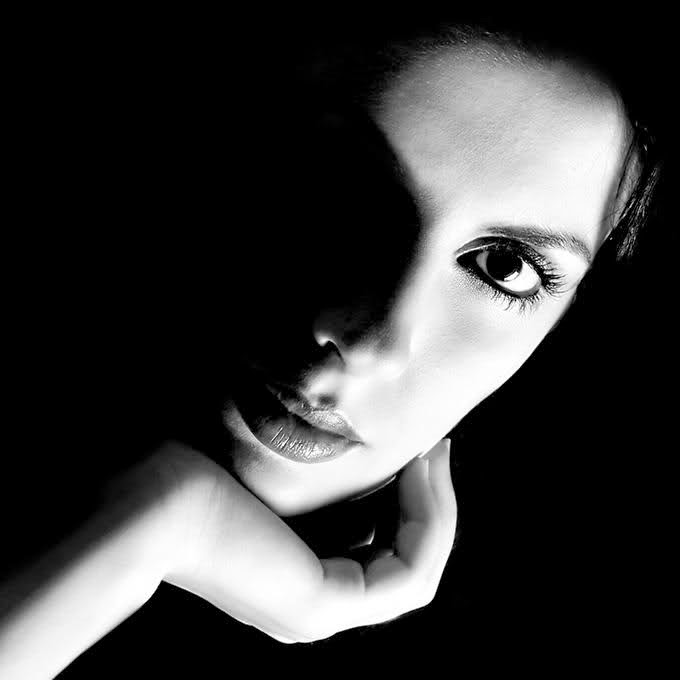 Art Intersections Chiaroscuro