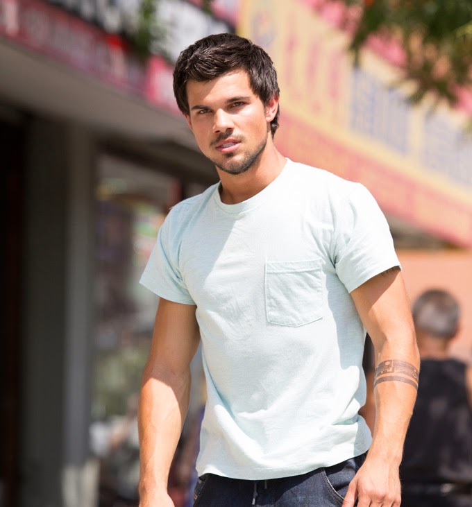 taylor lautner does parkour in first tracers trailer punch drunk tracers trailer
