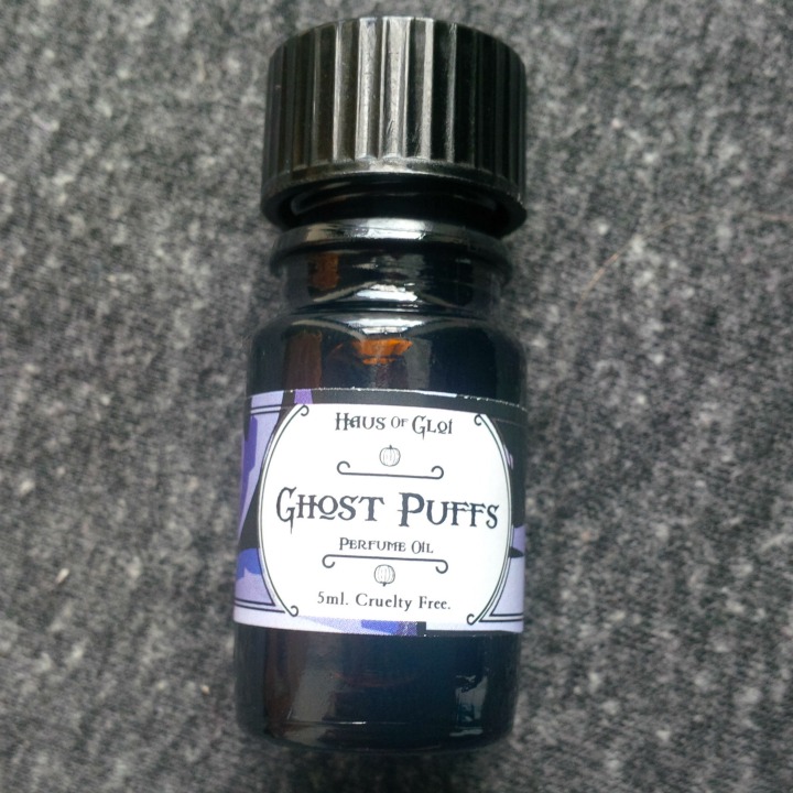 Haus of Gloi Ghost Puffs Perfume Oil 5ml full sized