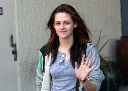 kristen stewart hot scene kristen stewart hot photos. kristen stewart hot scene