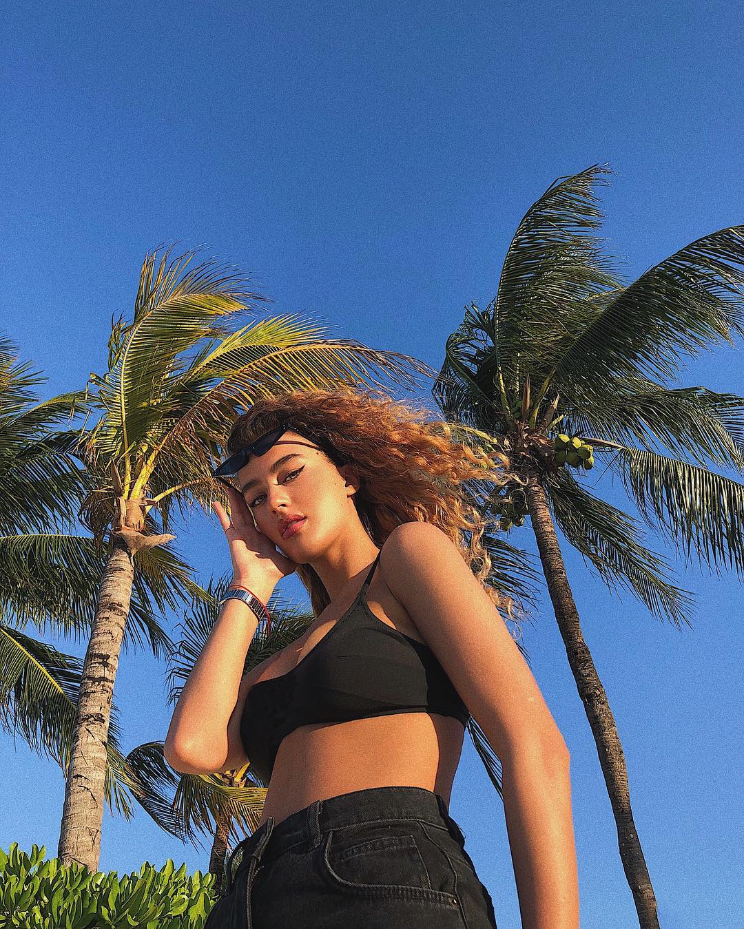 Ульяна Синецкая Голая