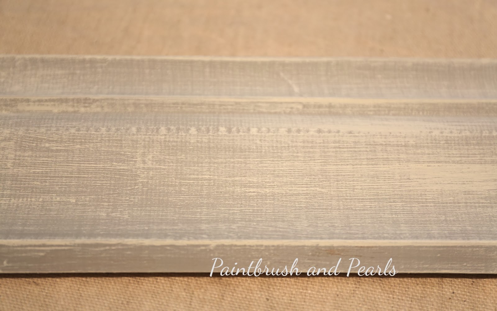 Brocante Home Collection's Paintbrush and Pearls Dry Brush Technique