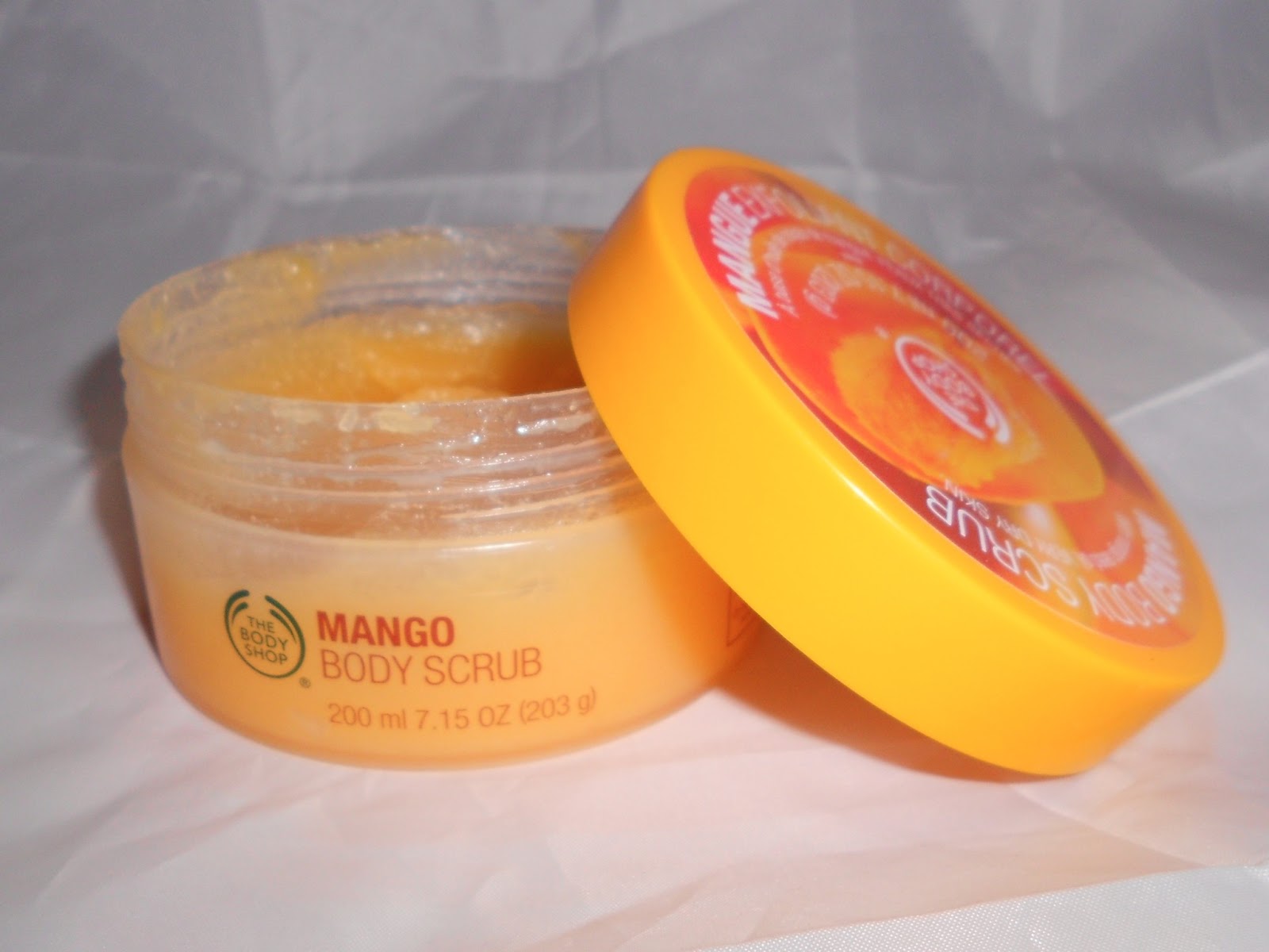MakeUp.Etc The Body Shop Mango Body Scrub