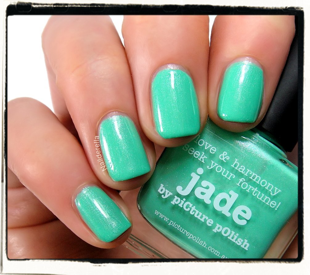piCture pOlish Jade Nailderella