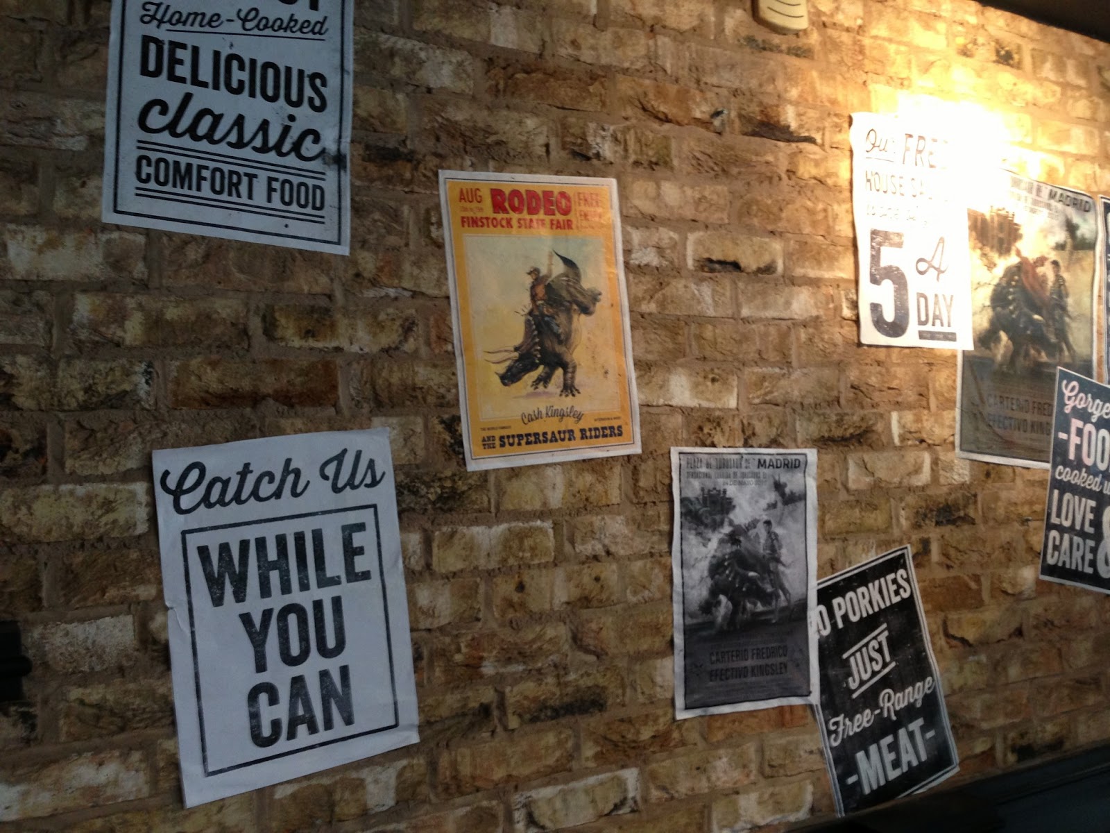 Cheese and Biscuits Jamie Oliver's Diner, Piccadilly