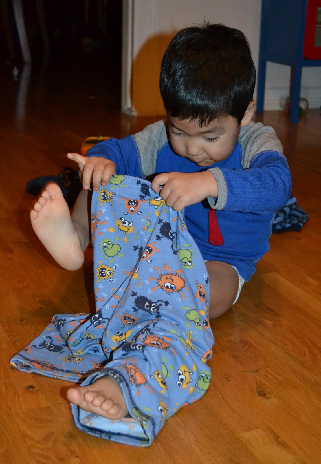 Everyday with Tig, Tim & Tae. Putting on Pants!!