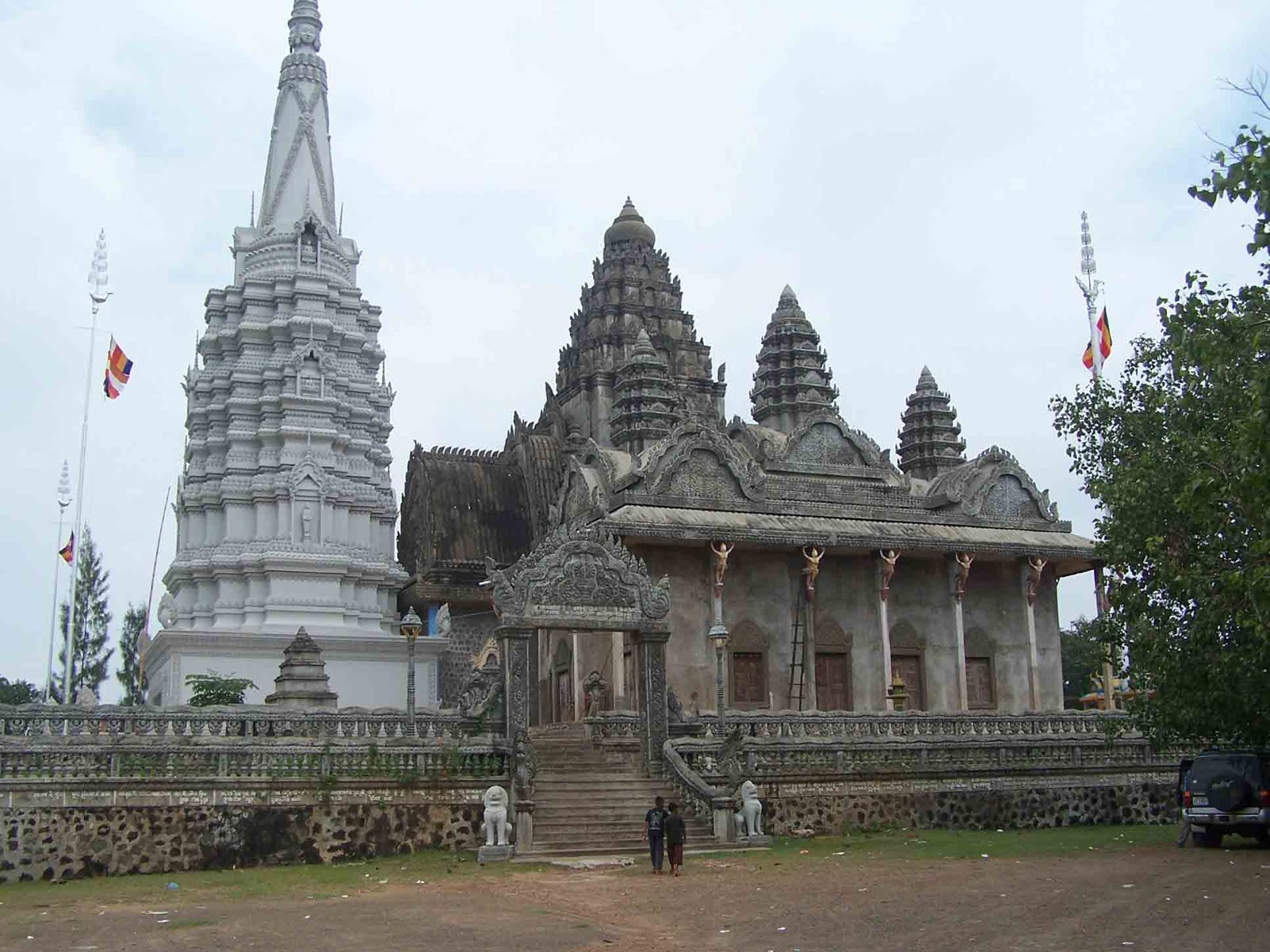 wat phnom cambodia