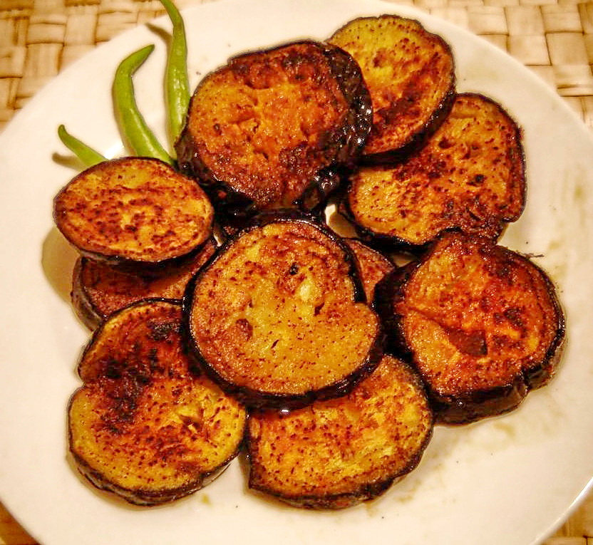Rummana's Kitchen Begun Bhaja (Fried Eggplants)
