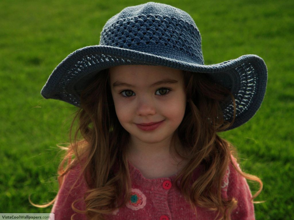 http://2.bp.blogspot.com/--t1BP1kXWv8/TmUGxjBQ6pI/AAAAAAAAFBw/ufSfz7FWCqM/s1600/Cute+baby+girl+wallpapers+free+download2.jpeg