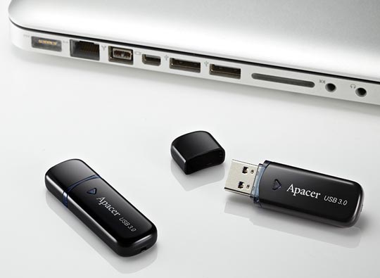 Apacer: USB Flash Drives - AH355 and AH358
