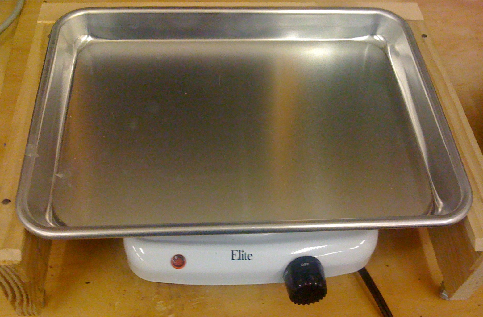 A Passion for Painting Make a Heated Palette for Encaustics