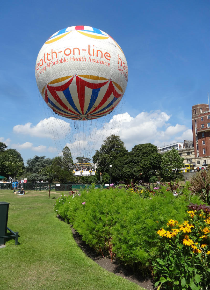 Bournemouth_The_Gardens_Balloon Bournemouth_The_Gardens_Balloon