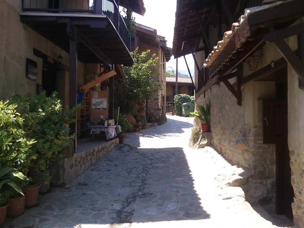 Sunny Cyprus Holidays Kakopetria at the foothills of the Troodos Mountains