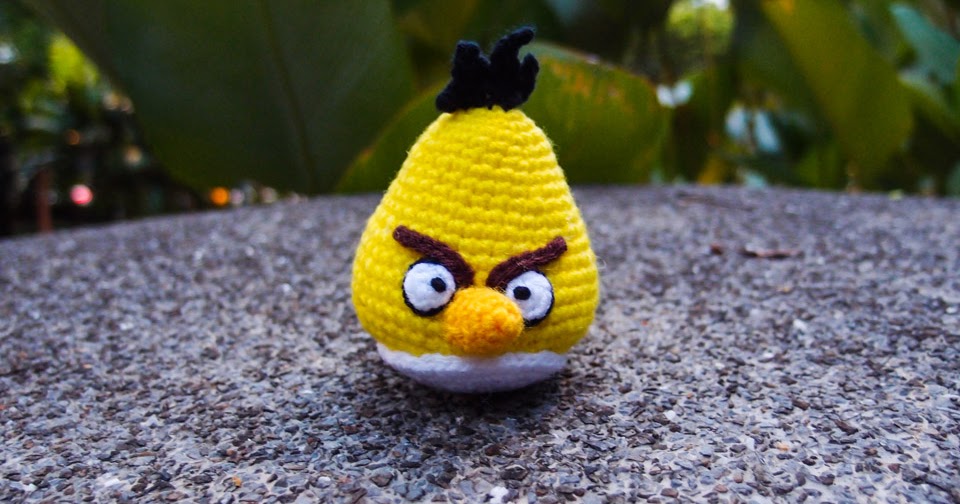 Yellow Angry Bird Amigurumi ~ Snacksies Handicraft Corner