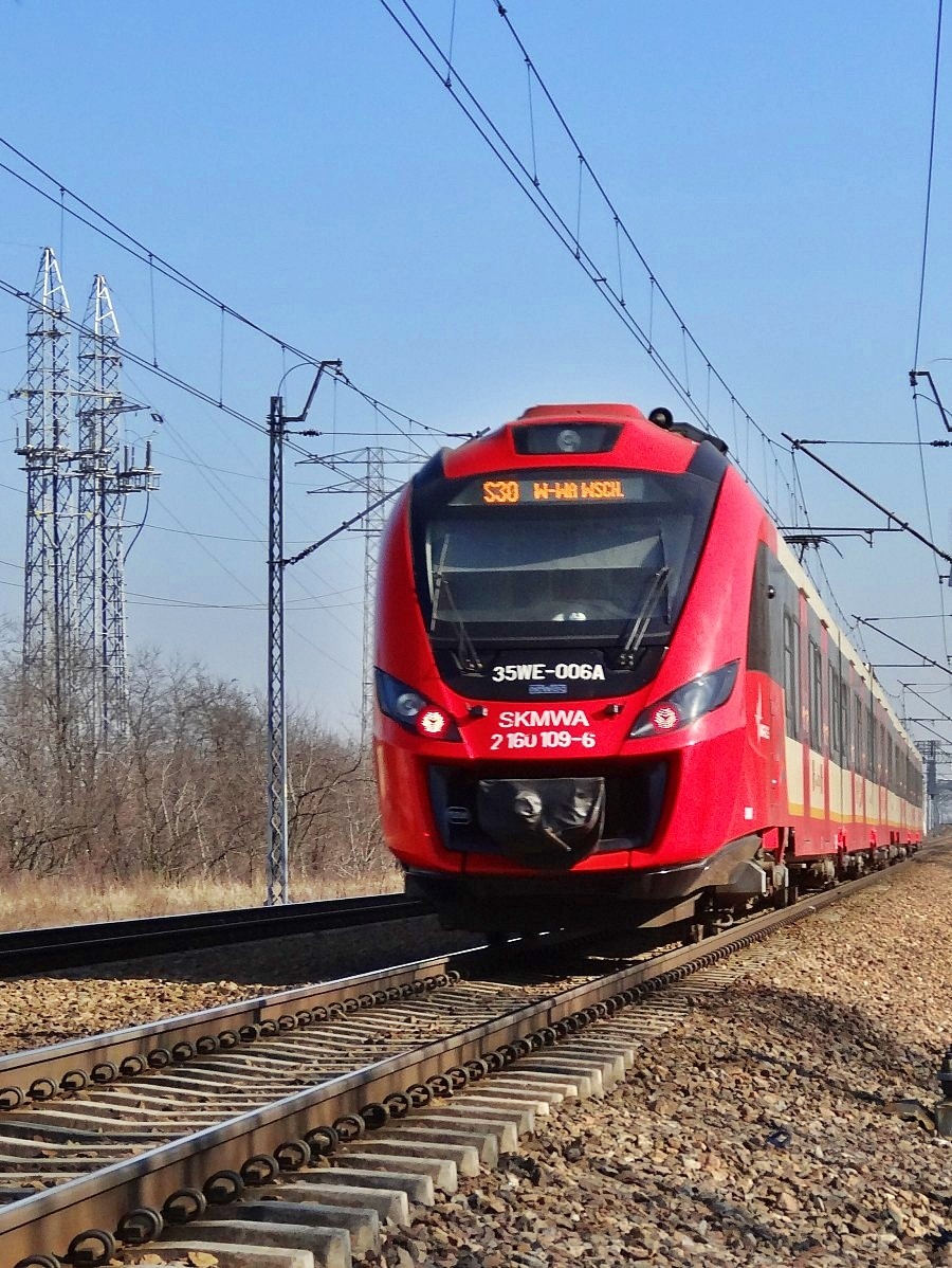 35WE-006 na linii kolejowej nr 9