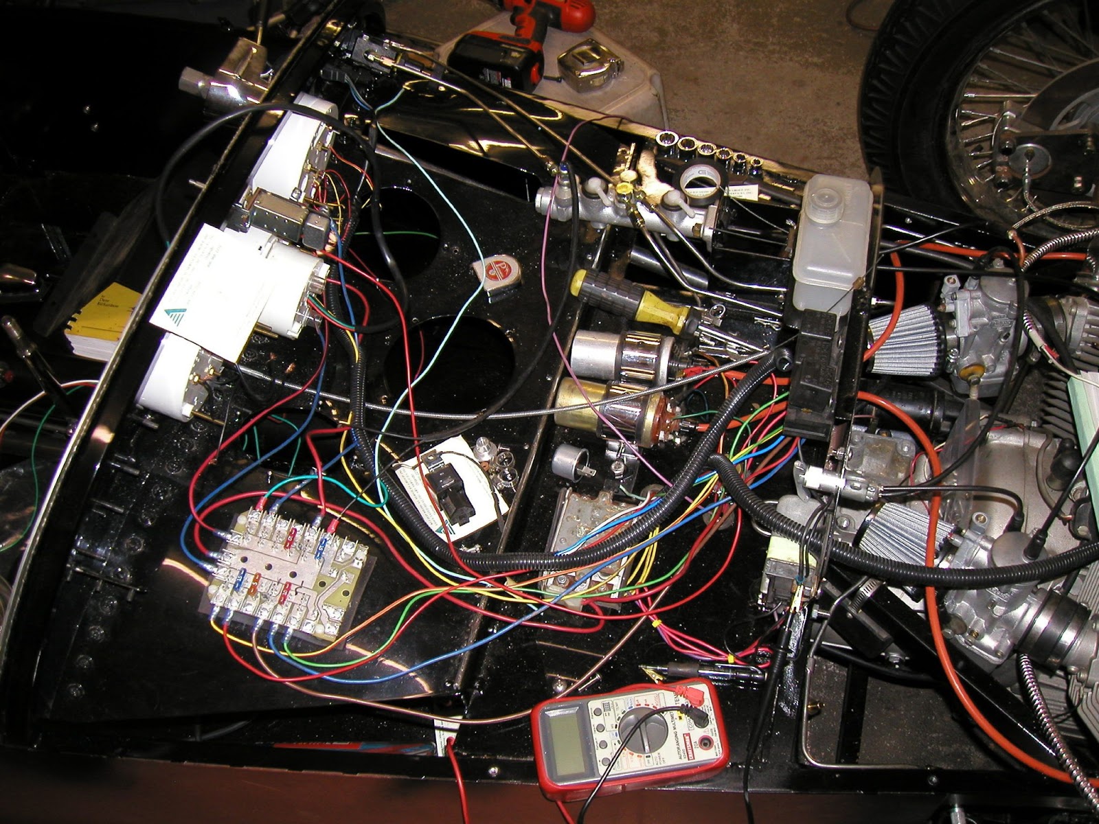 3 wheel car build: WIRING STARTED