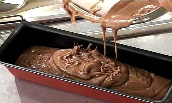 Chocolate Cake Chef Sanjeev Kapoor . Recipe of Eggless Chocolate Cake ...