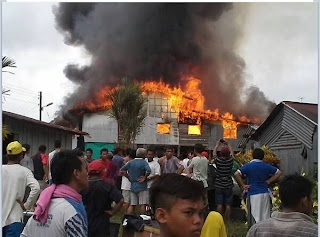 Rumah Panjang Ngelayang Sekuau Hangus Terbakar