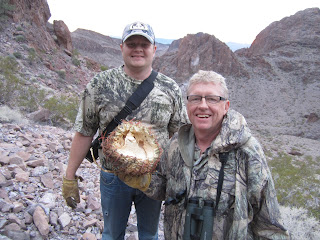 Bob+Rice+AZ+Unit+15D+Desert+Sheep+Hunt+with+Colburn+and+Scott+Outfitters+and+Guide+Russ+Jacoby+13.JPG