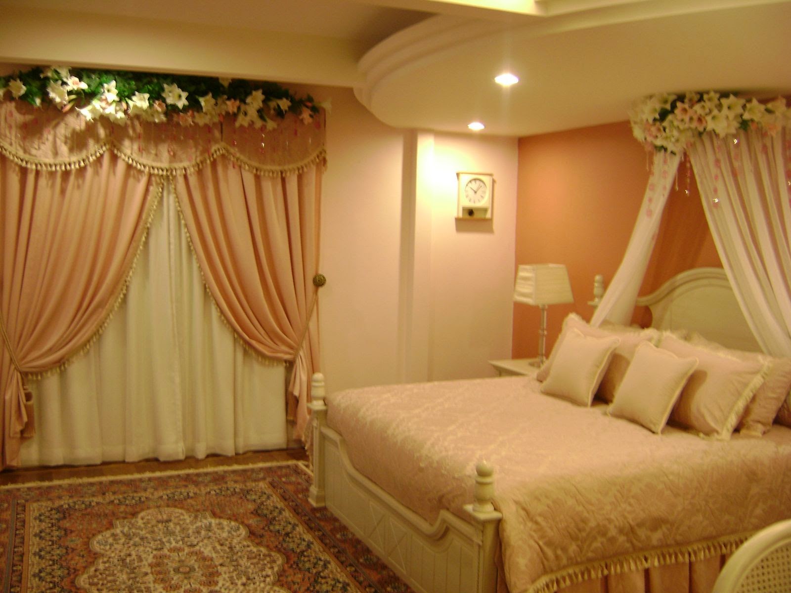 Bridals And Grooms Modern Romantic Wedding Bedroom Decoration Ideas 2015