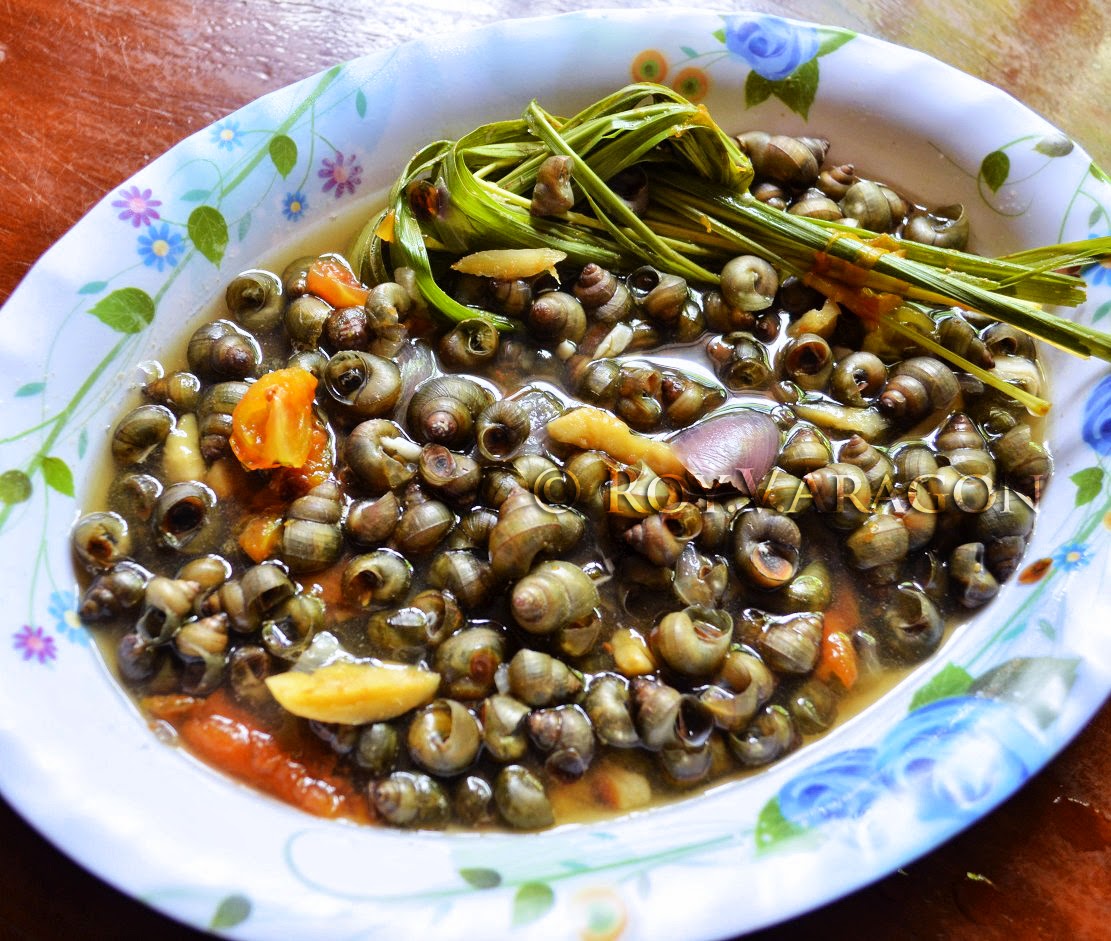 nabaraniwan a leddeg, black snails soup with lemon grass PINAKBET