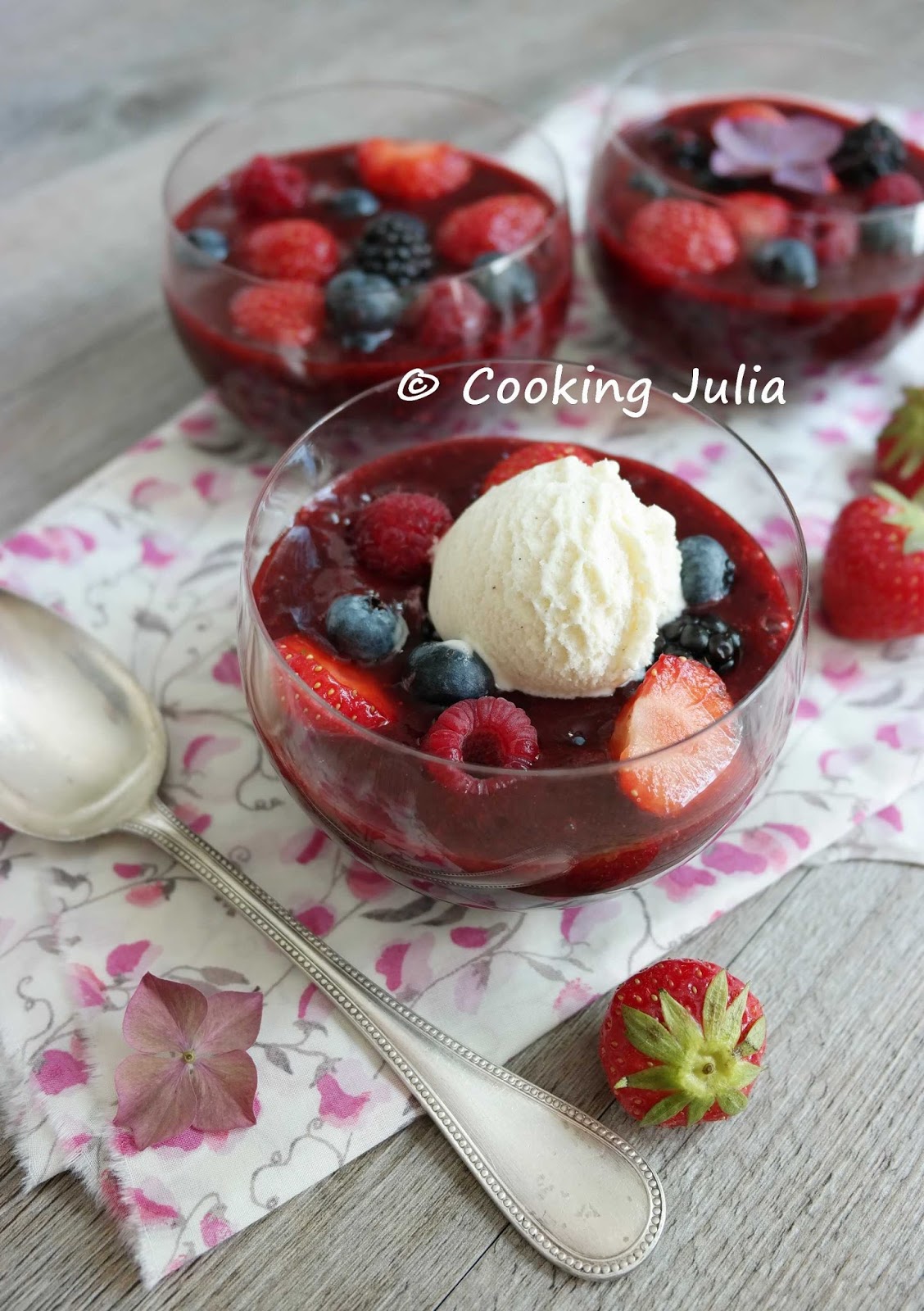 COOKING JULIA COMPOTE CRUE DE FRUITS ROUGES