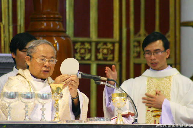 Thánh lễ đón Cha xứ nhận nhiệm sở Giáo xứ Phú Nhai-Gp Bui Chu IMG_9144+copy
