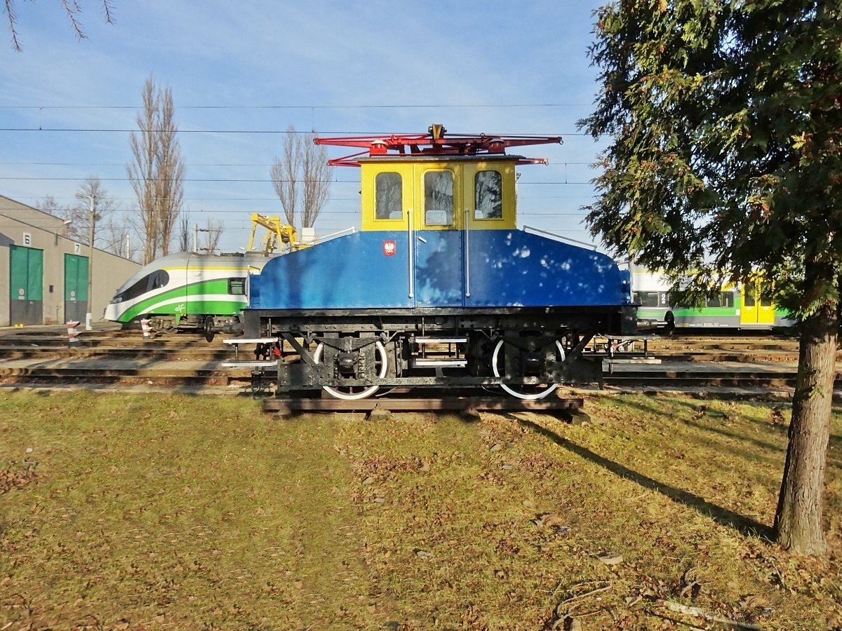 E400 EU40-01 na Olszynce Grochowskiej