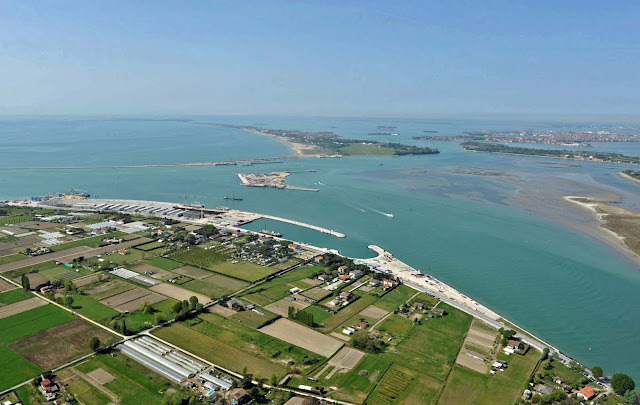 Venice barriers project