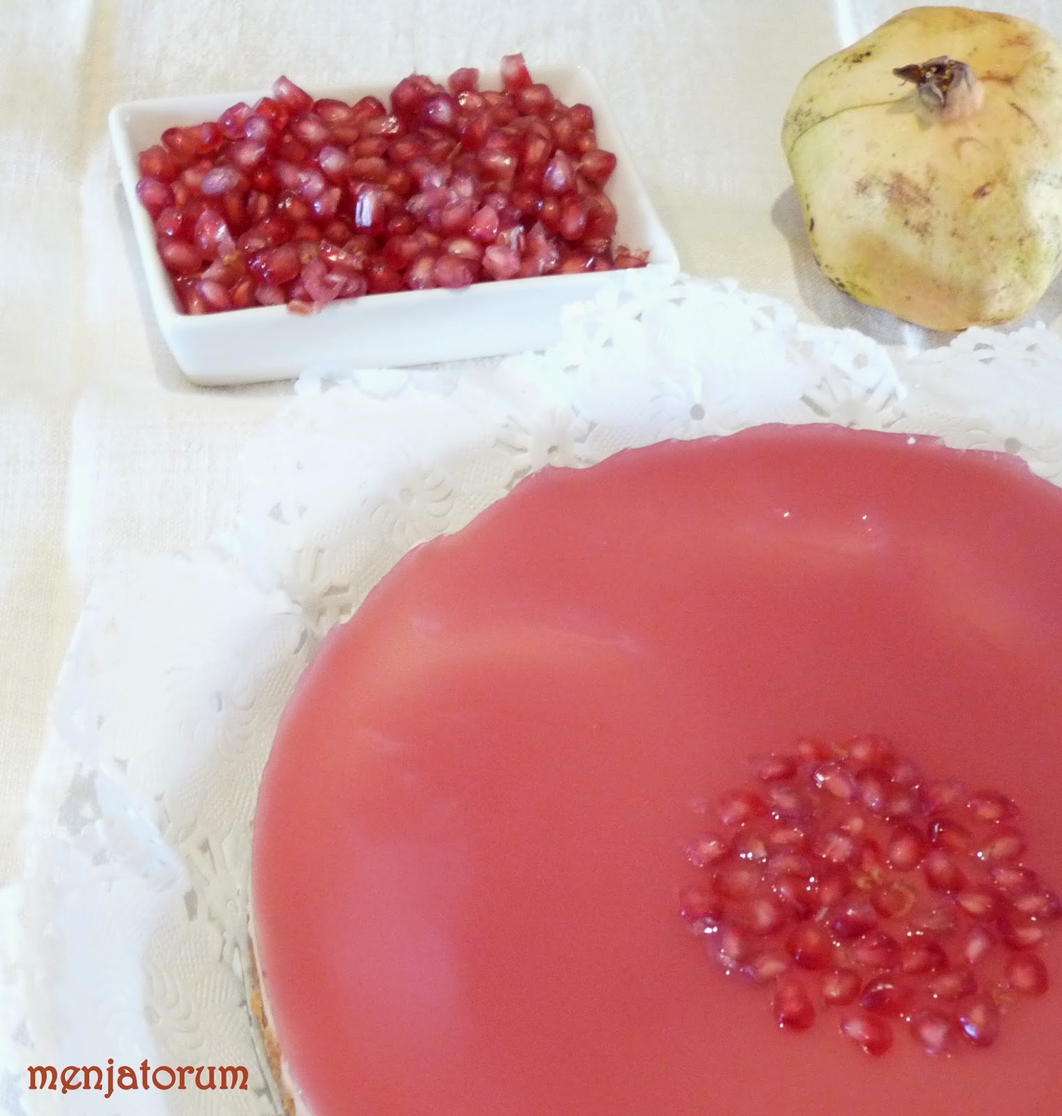 Tarta Fría De Granada Y Yogur
