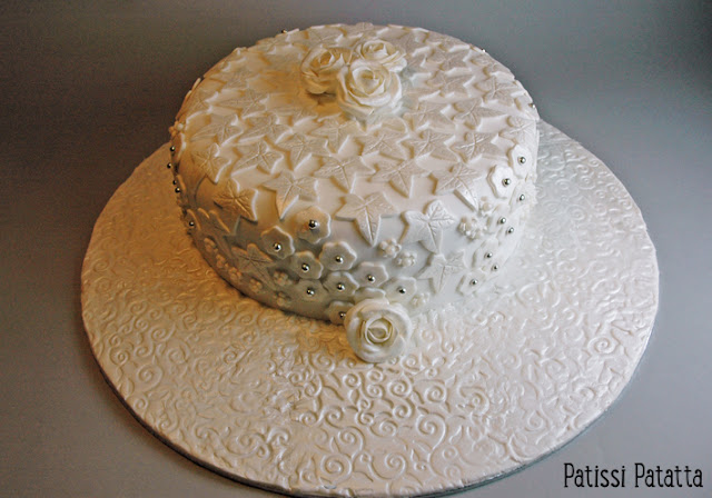 cake design, gâteau blanc et argent, pâte à sucre, fondant, gâteau nutella et maltesers, gâteau régressif, gâteau élégant, gâteau rigolo, gâteau 3D