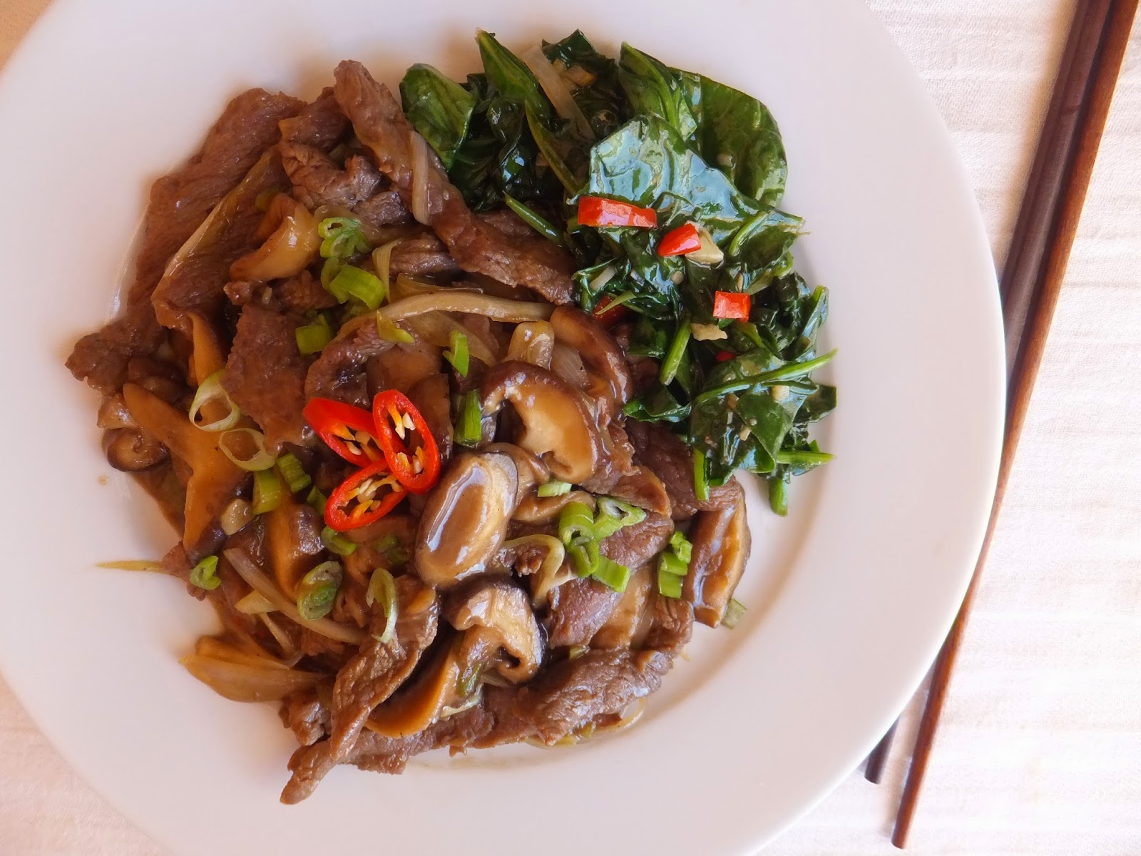 Ternera En Salsa De Ostras Con Setas Shiitake