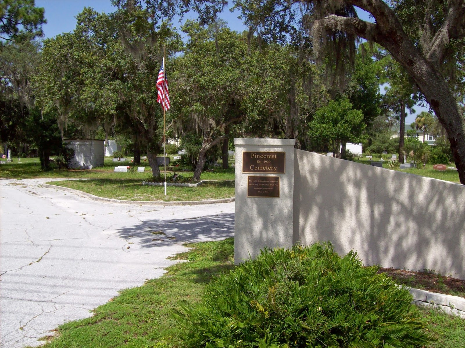 Cemetery A Day In May Pinecrest Cemetery, Cocoa