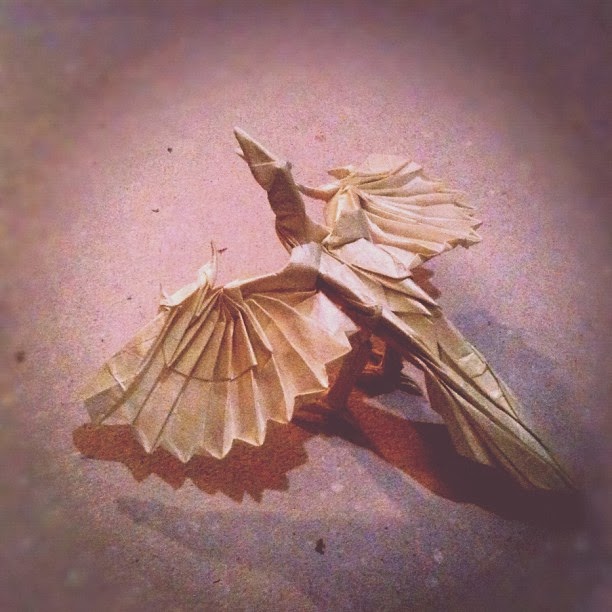 El arte del Origami Archaeopteryx diseñado por Satoshi Kamiya