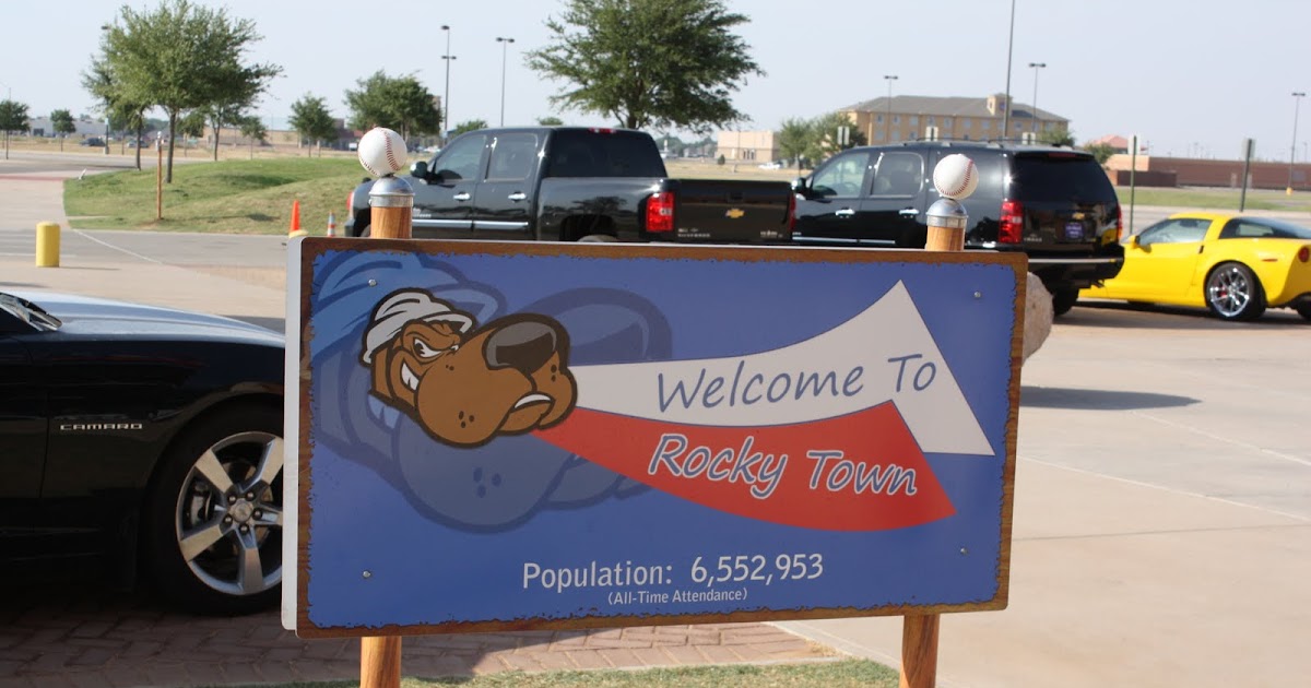 Joe's Anthem Tour Hooks and Hounds, Hooks and Hounds Games 16 & 22 in Midland and Corpus Christi